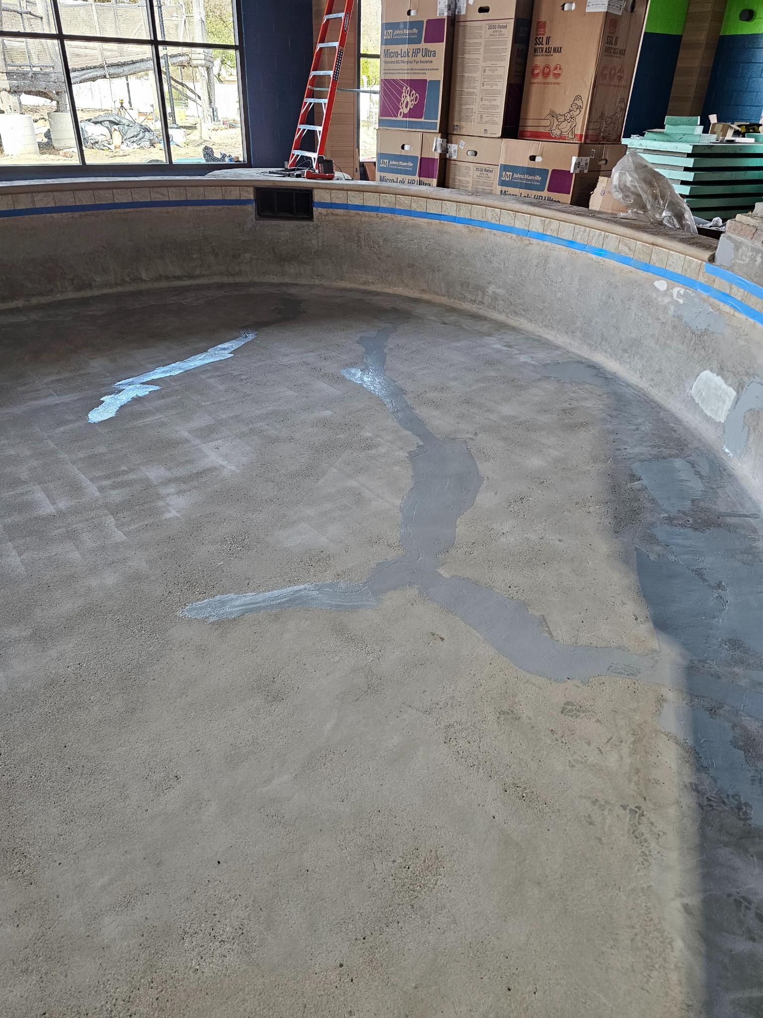 Detroit Zoo wildlife tank during surface preparation